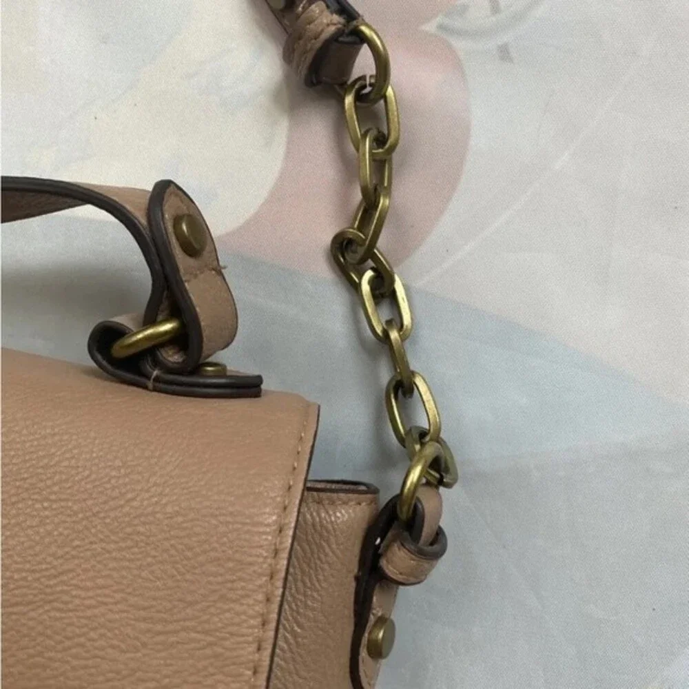 Merona Womens Nude Tan Beige Crossbody Saddle Bag Purse Handbag Chain Vegan